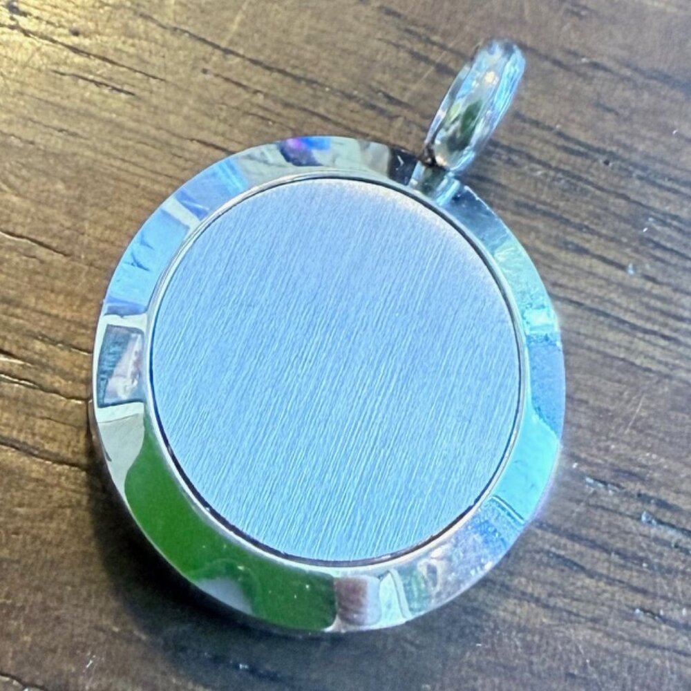 Donald Duck Handmade Pendant Locket Necklace (free ship) With Chain & Felt Pads - Picture 2 of 3